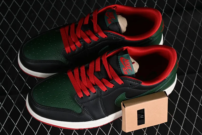 All categories Air Jordan Jordan series basketball shoes Air Jordan 1 Low Z version Air Jordan 1 Low AJ1 Joe 1 black and green color low-top cultural casual sneakers CZ0775-036